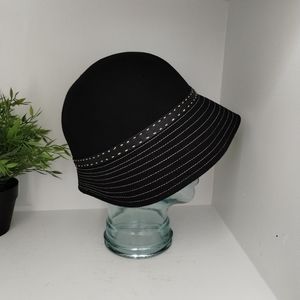 Toucan Clouche Hat Wool Black Stitch Detail